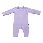 Mameluco magnético color lavanda morado sin pie, ideal para cambios